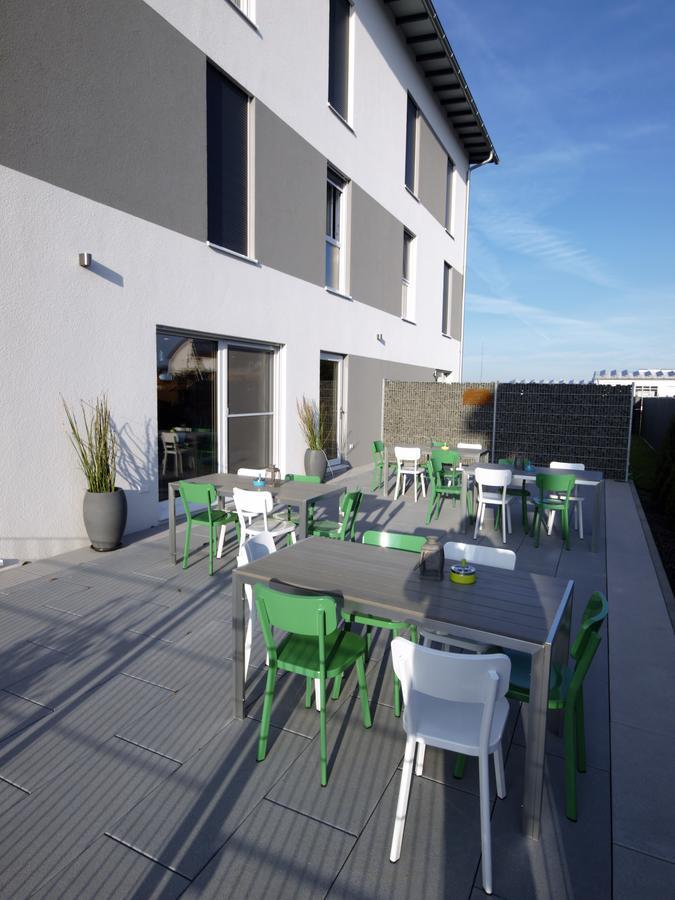 Hotel Traumfabrik Buettelborn Exterior photo